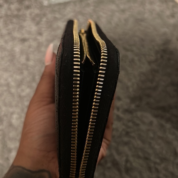 Great comdition ysl wallet 100% authentic ! - Picture 5 of 17